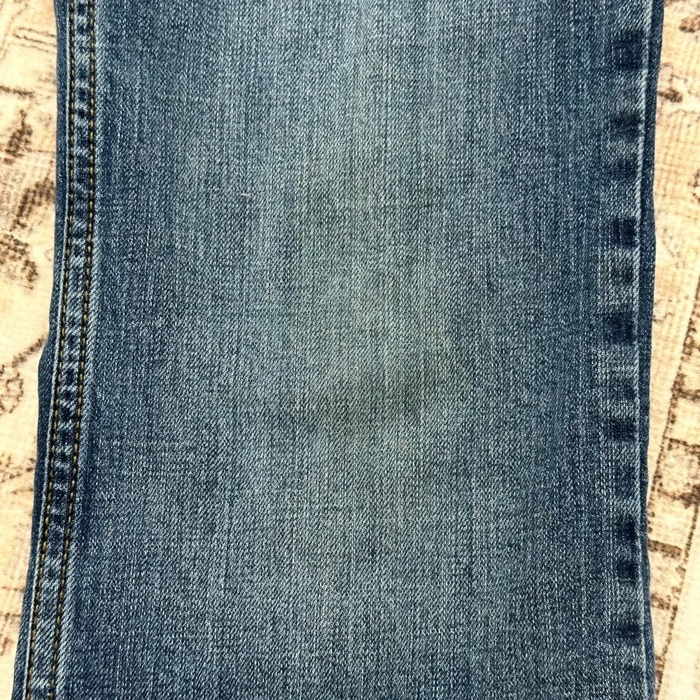 Wrangler Kids Straight-Leg Jeans in Dark Blue Wash Classic Boot (14 Slim).